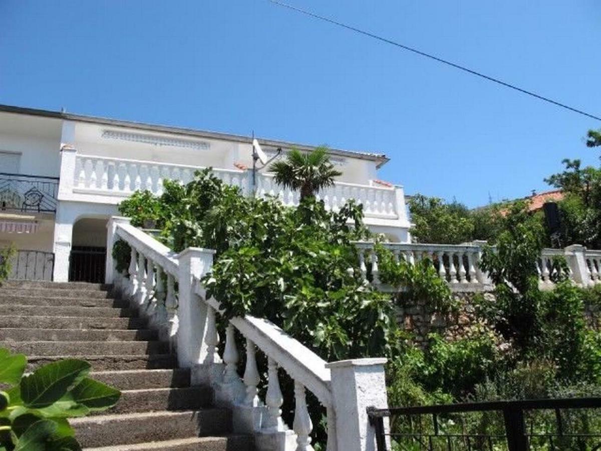 Apartments Lucia Senj  Εξωτερικό φωτογραφία